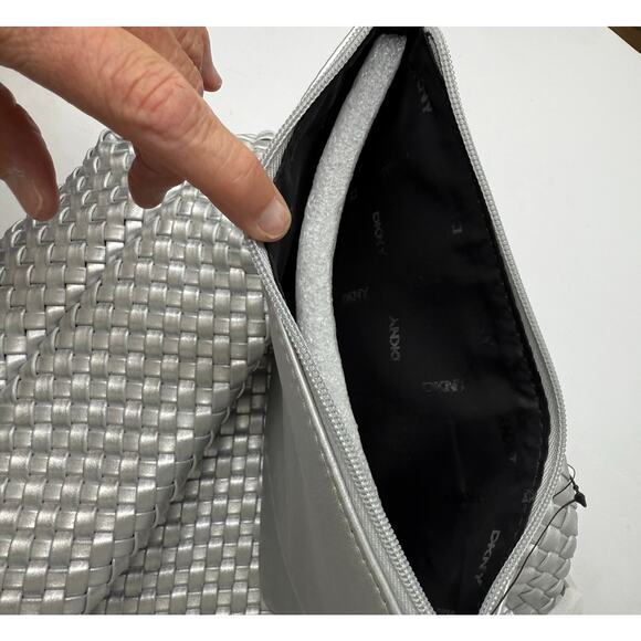 DKNY Giselle Hobo bag with wristlet Silver - Picture 9 of 14